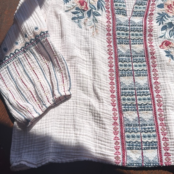 XL Johnny Was Workshop blouse. Lite pink waffle texture embroidered cotton top - Picture 7 of 16